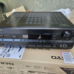 ONKYO HT-R960 Reciever