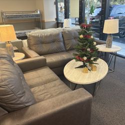 Coffee Table,end Tables,lamps 