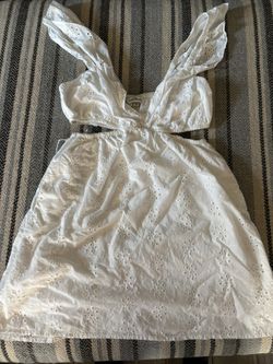 Woman’s Clothes $1. Lots Of Clothes Sizes M-L-2XL-3XL