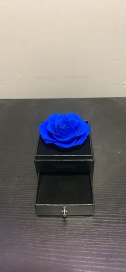 Rose jewelry box