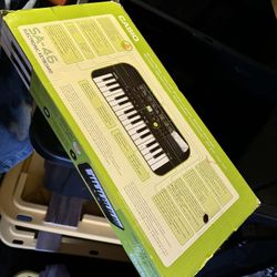 Casio SA-46 32 Mini Keys Musical Keyboard (Black/Green) 2023 - Green