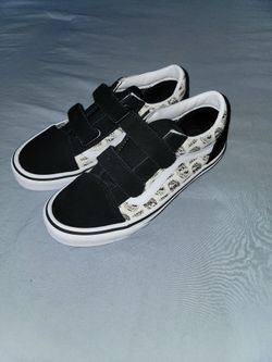 New Pair of Old Skool Vans Shoes Size 3 Kids