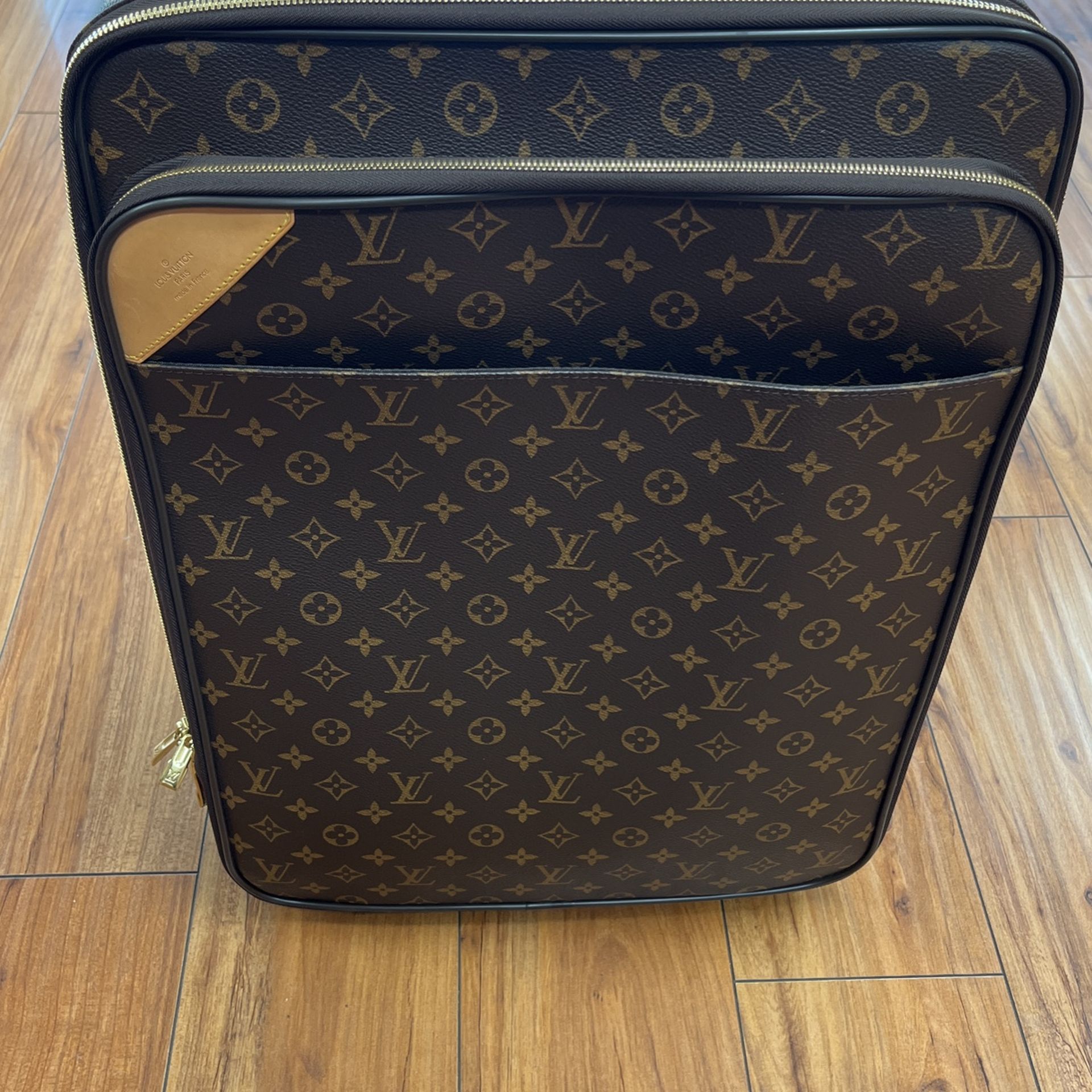 Louis Vuitton Pegase 55 Luggage, With Dust Bag, Luggage Bag, Garment Bag, Entrupy Authenticated 