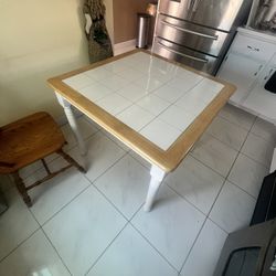 Nice Kitchen Table And Chairs 