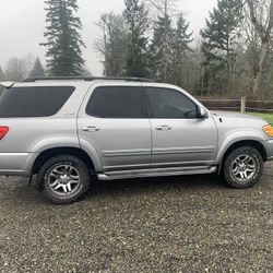 2004 Toyota Sequoia