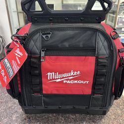 Milwaukee Packout 15” Structered Tool Bag 