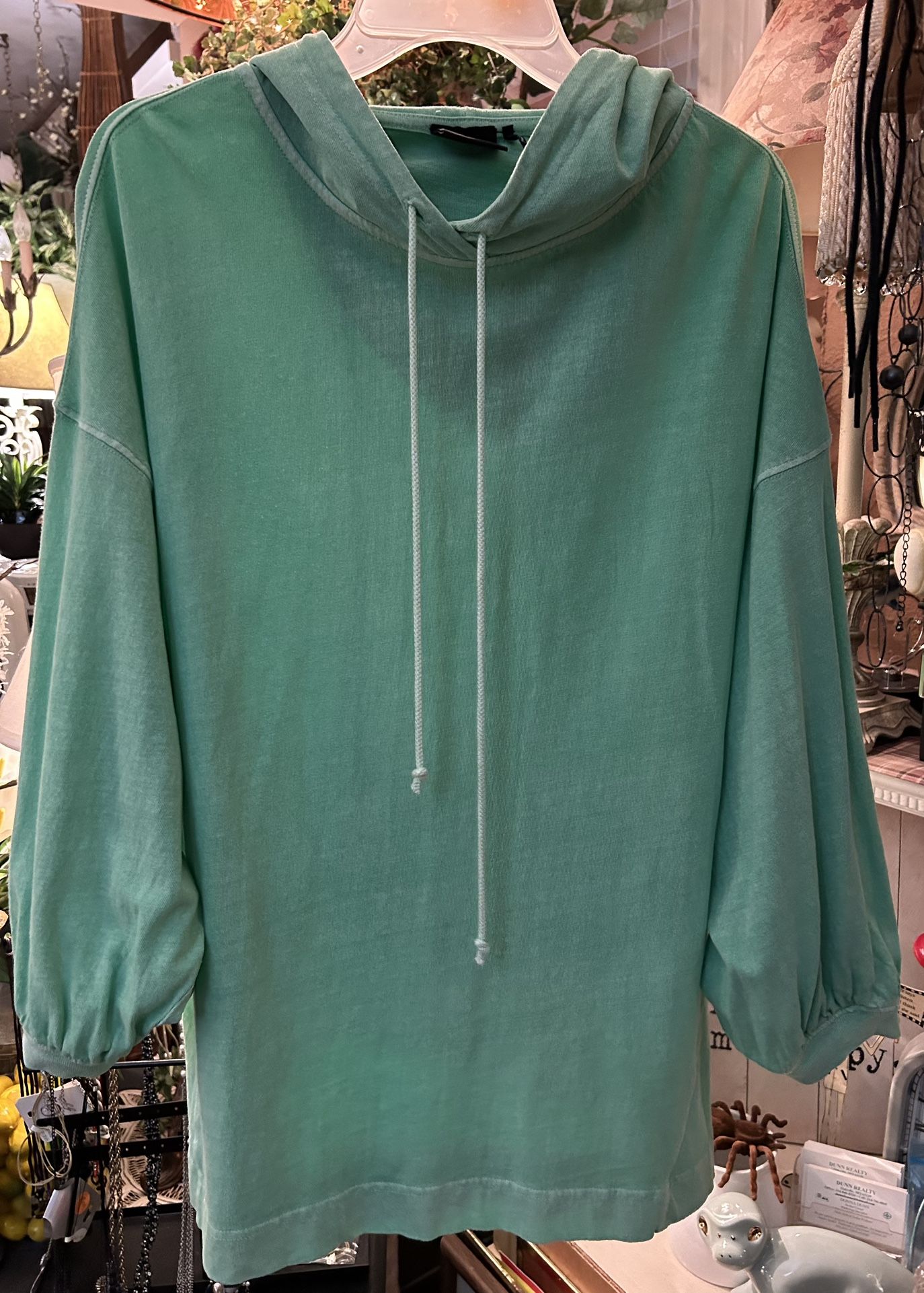 Ladies OVERSIZED XS, Out From Under Cotton Sweatshirt 