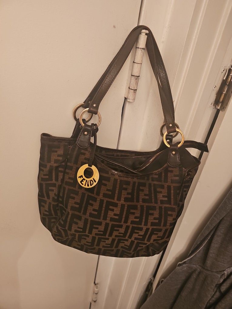 9x12 Vintage Fendi Bag yes real has serial #