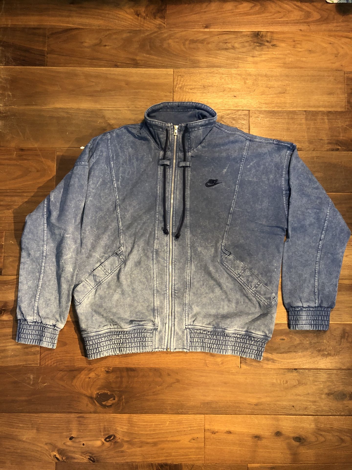 Nike Archives Challenge Court Reissue Jacket Agassi CV4353-442 Men’s Size M LAVA