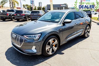 2019 Audi e-tron quattro Prestige