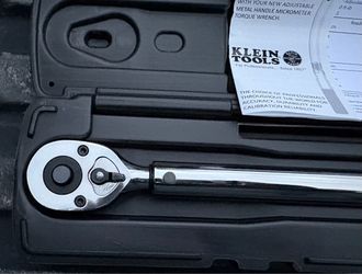Klein Tools 57010 50-250 Foot-Pound Range Micro-Adjustable Wrench NEW COMPLETE