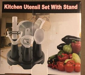 Gadget kitchen set with stand