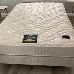 Full Size Bed With Frame