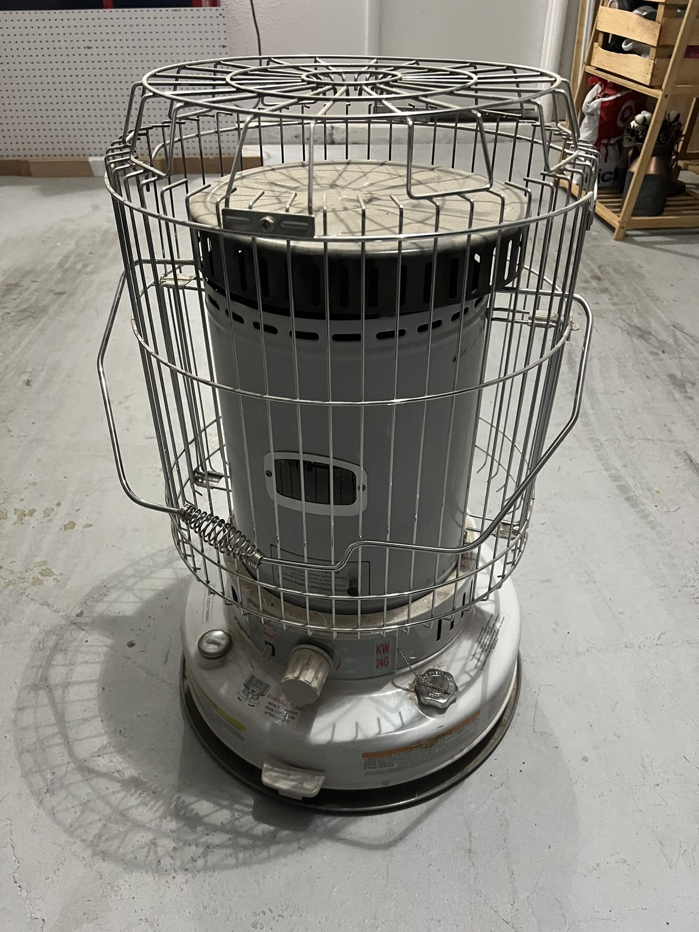 Kero World Kerosene Indoor Heater for Sale in Las Vegas, NV - OfferUp