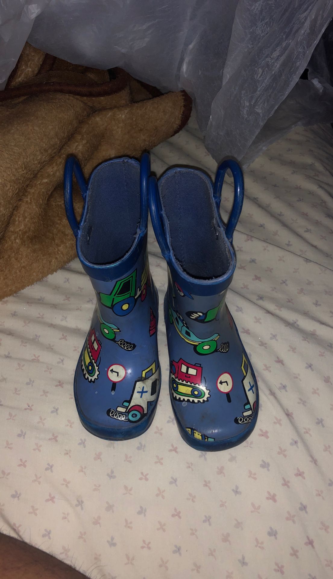 Kids boots
