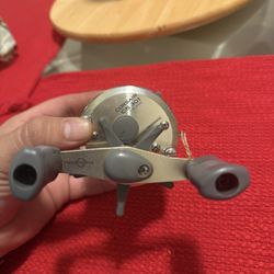 Shimano Corsair CS301 Fishing reel