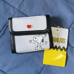 Peanuts Snoopy Heart Small Snap Wallet