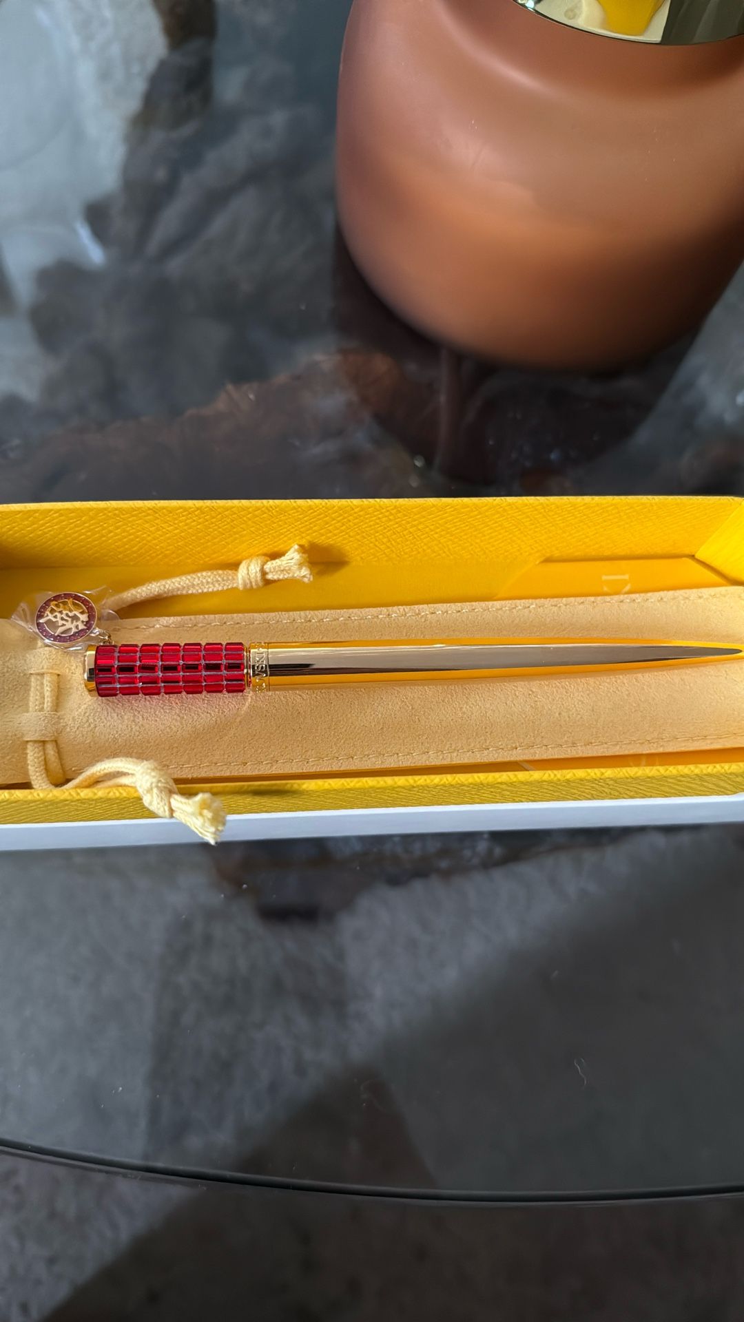 Swarovski red ruby pen