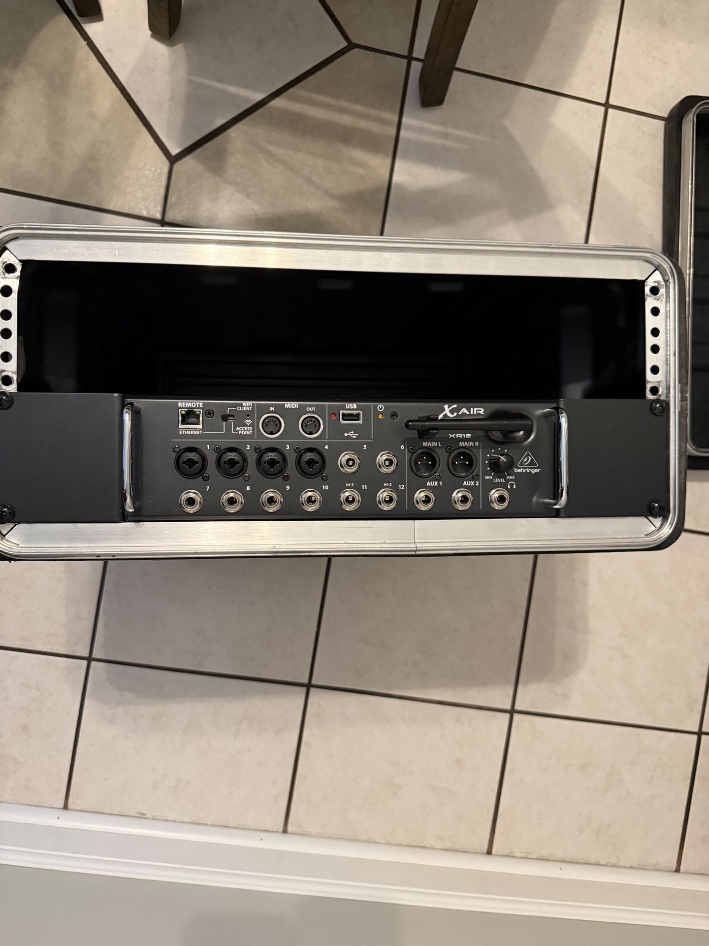 Xr12 mixer, Blx rackable wireless ,Power supply for rack, Rack case