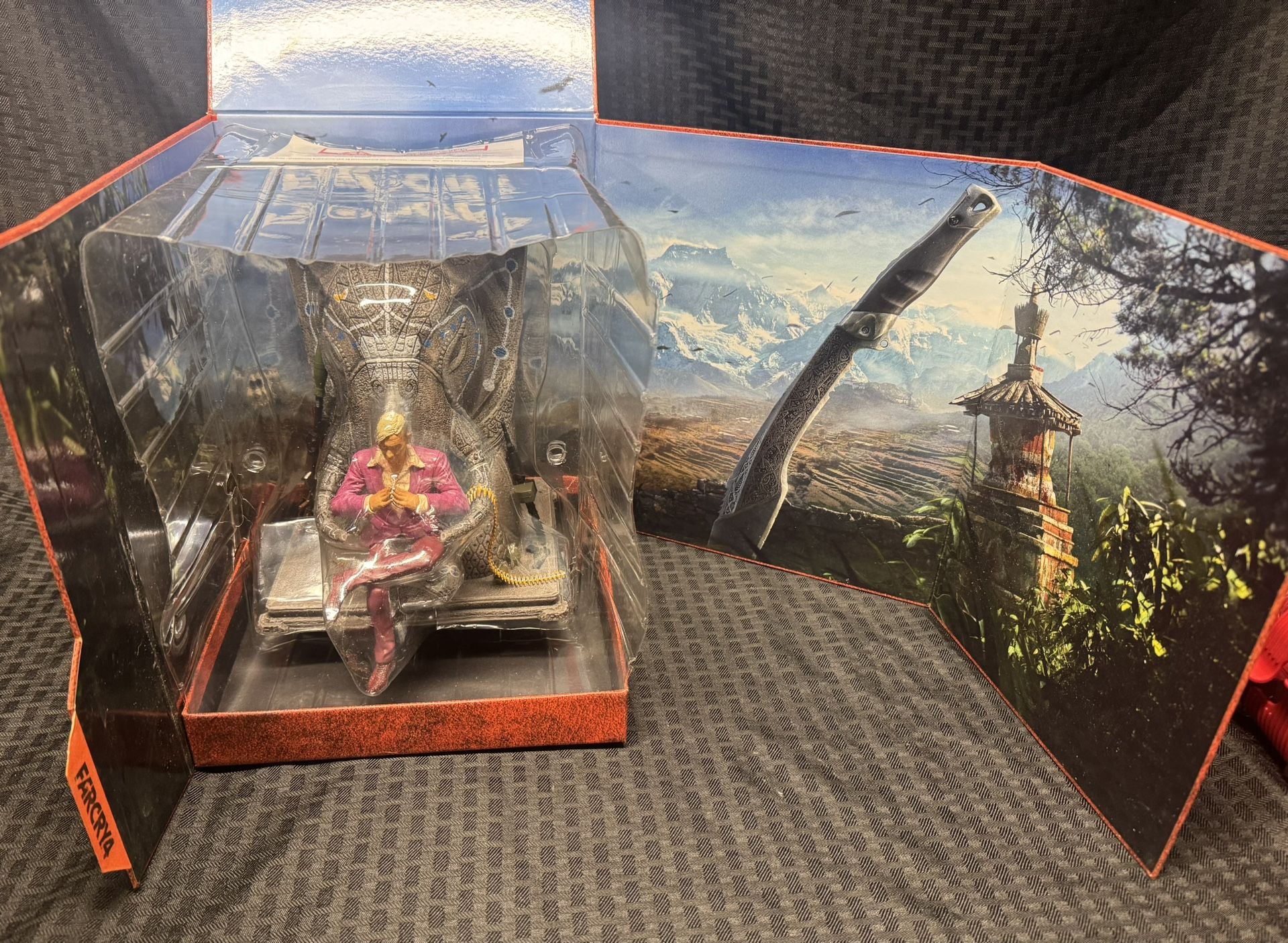Kyrat Far Cry 4 Collectors Edition Pagan Min Figure Statue and Box Set 