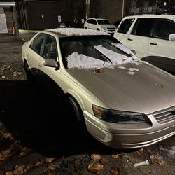 Toyota Camry 1998 Le