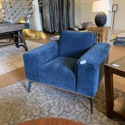 Stonewash Mod Wood Trim Chair