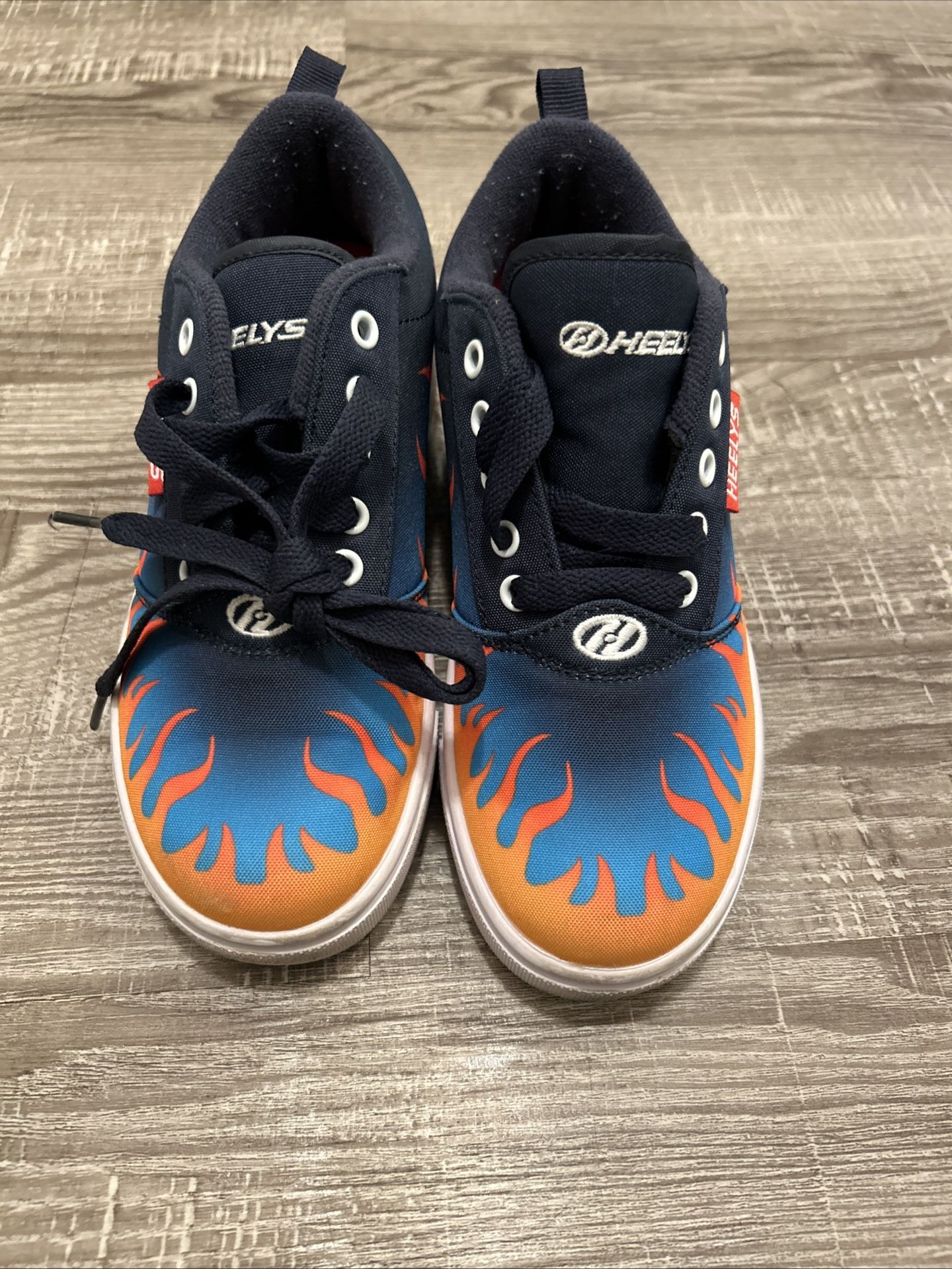 Heelys Size Yth 3 Flames