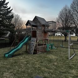 Swingset-FREE