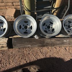 15” aluminum rims