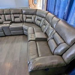 New Grey Recliner Sectional Couch/ Free Delivery