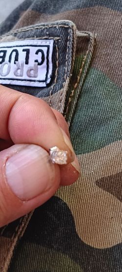 14k white gold real diamond stud