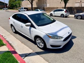 Ford Focus 2017 Clean Tittle New Transmission !