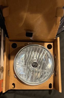 7 in Harley-Davidson Round Motorcycle Headlight