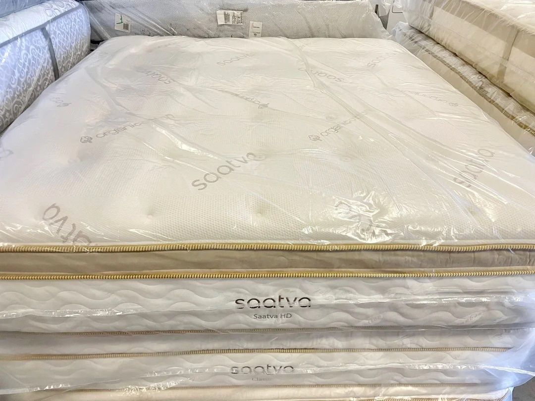 KING MATTRESS SAATVA HD for Sale in Dallas, TX OfferUp