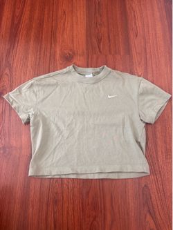 NikeLab Women’s Cropped Tee