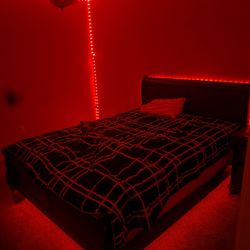 Queen Bedset Available Today Only