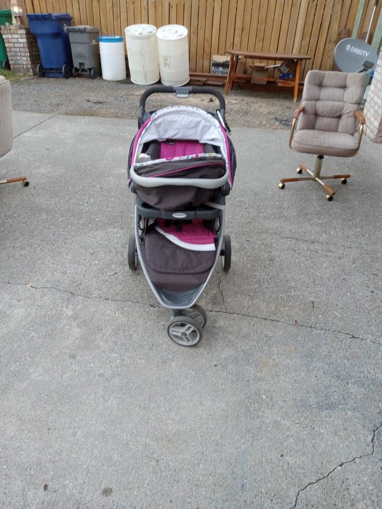 Graco Stroller With Carrier Car Seat
