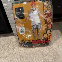 Wilma Flintstone costume