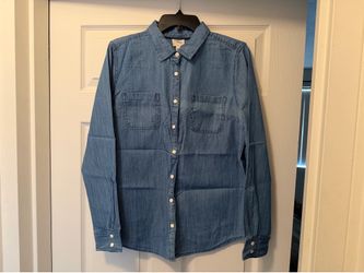 St. John’s Bay Denim Button-Up Long Sleeved Shirt