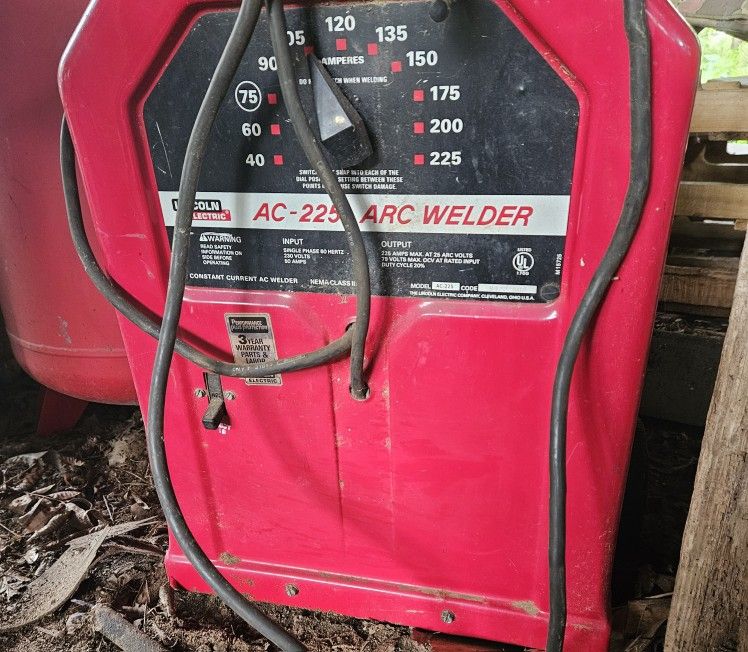 Lincoln Welder And Hood