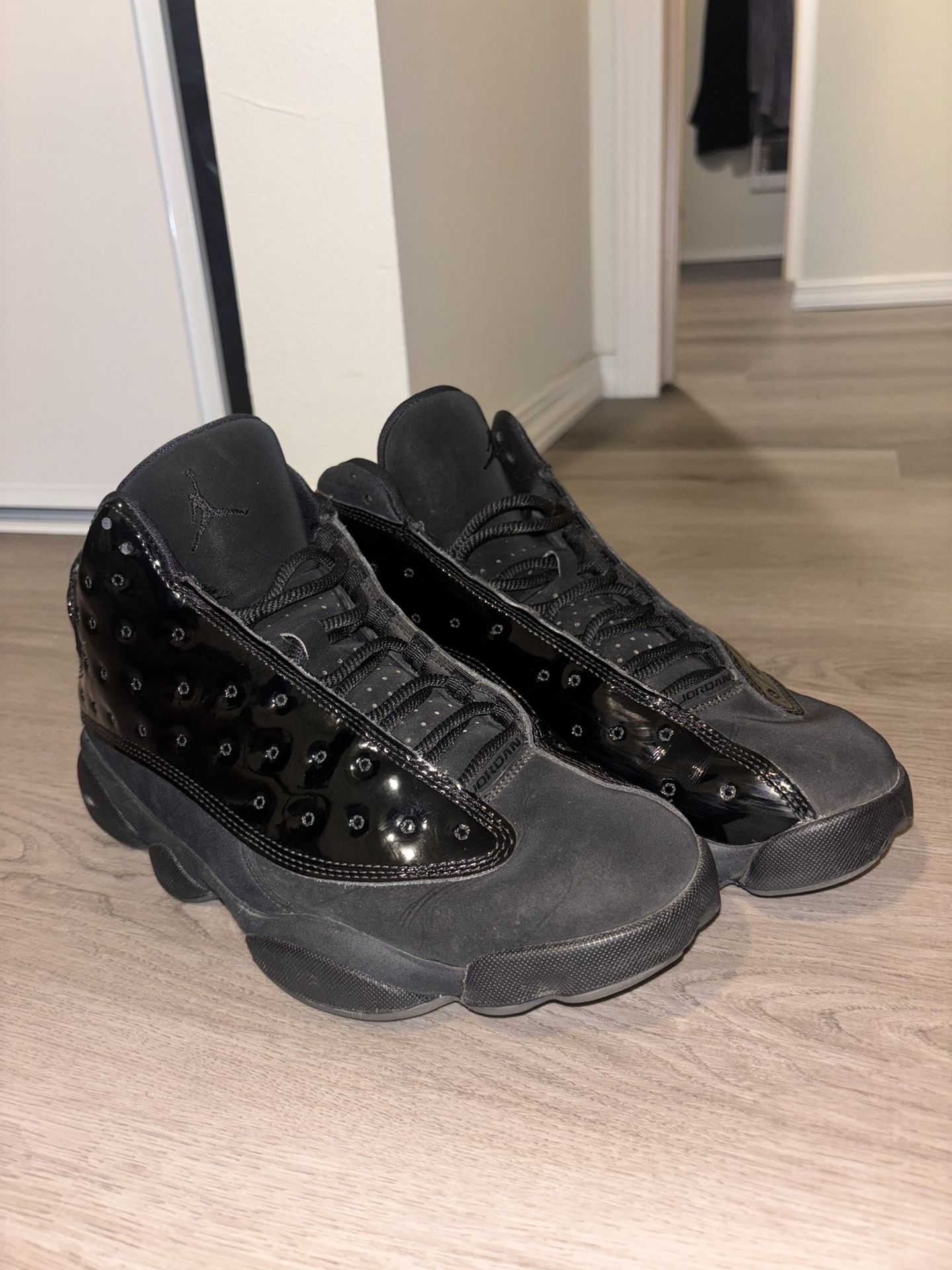 Air Jordan 13 Retro - Cap and Gown