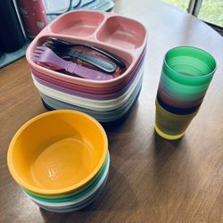 Kids Plates, Bowls, Cups, and Utensils