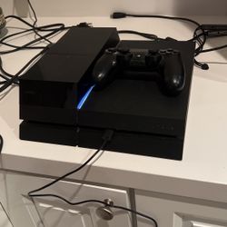 PS4 With NYKO data Bank 3 TB Storage Upgrade