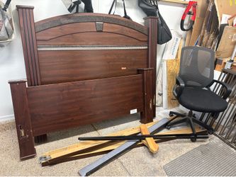 Wooden Queen Size Bed Frame