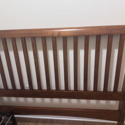 Wooden Queen Size Bed Frame 