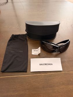 Balenciaga Black cat Sunglasses with Case