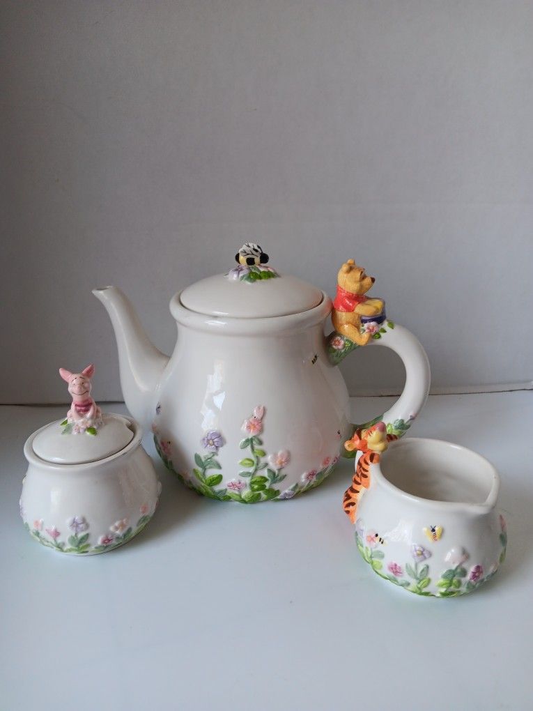 Disney Simply Pooh Tea Pot, Sugar Bowl & Creamer Set.  Floral Tigger And Piglet