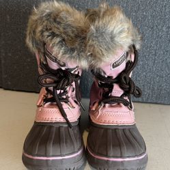 London Fog Toddler Pink Boots - Size 9