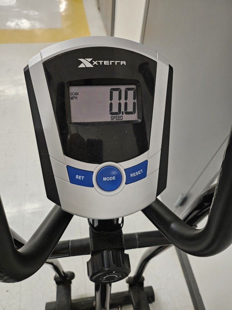 Excersice Stepper w/ Seat