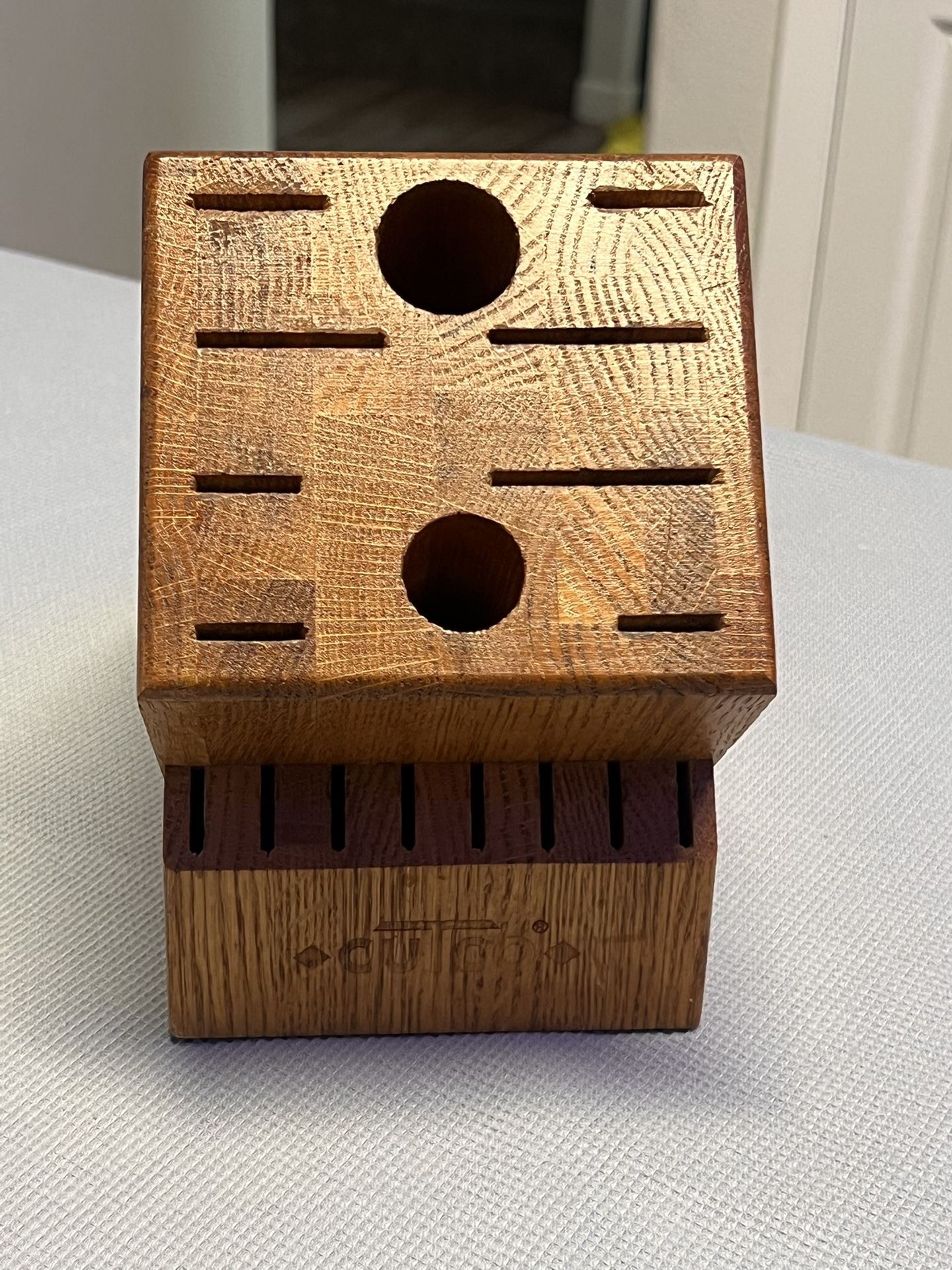 Cutco Homemaker + 8 Set Block (18-Slot)